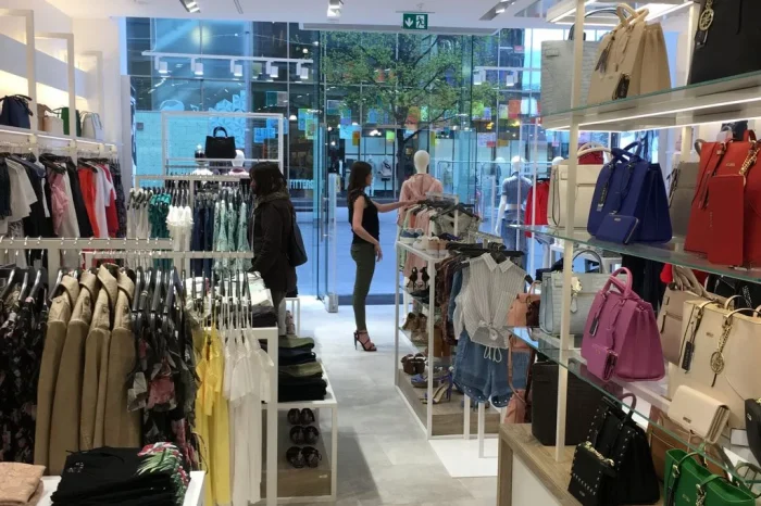GUESS, Liverpool (Regno Unito)