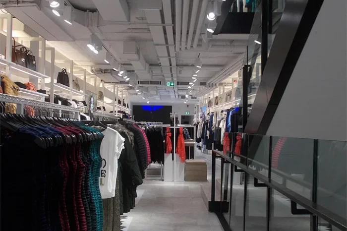 GUESS, Rue Neuve, Bruxelles (Belgio)