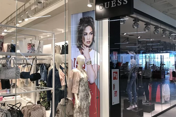 GUESS, Tampere (Finlandia) 3