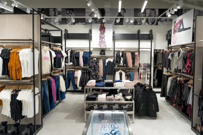 GUESS, The O2 Arena, London (United Kingdom) 3