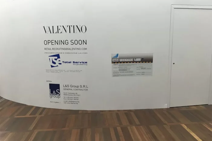 VALENTINO, Aeroporto Marco Polo Tessera, Venezia (Italia) 8