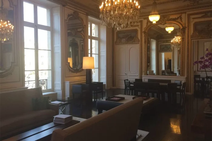 VALENTINO, Place Vendôme, Parigi (Francia) 5