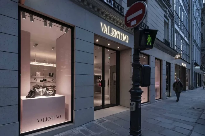 VALENTINO, Rue Saint Honoré, Parigi (Francia)