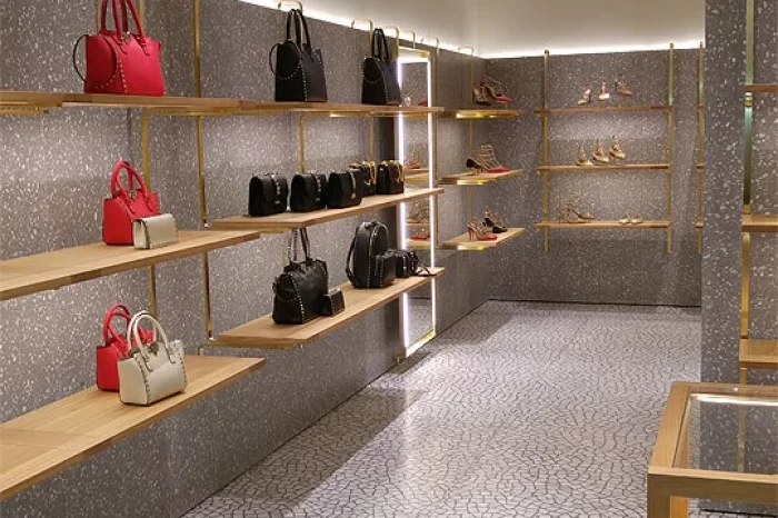 VALENTINO, Yas Mall, Abu Dhabi (UAE) 11
