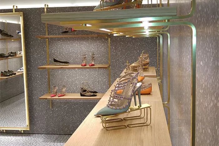 VALENTINO, Yas Mall, Abu Dhabi (UAE) 4